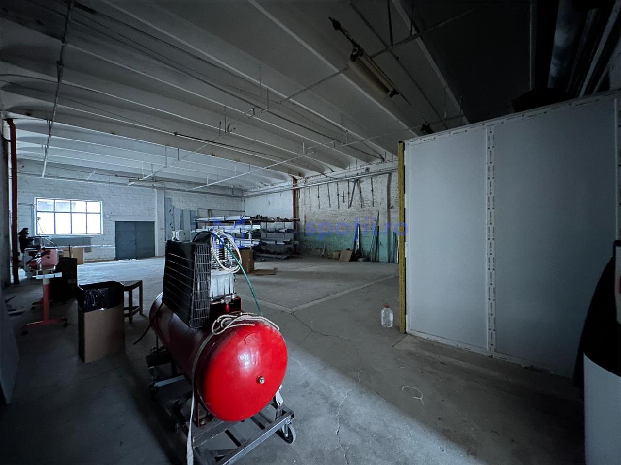 Hale 50, 228, 430, 595mp, zona Carrefour Felicia, C. Chisinaului 26