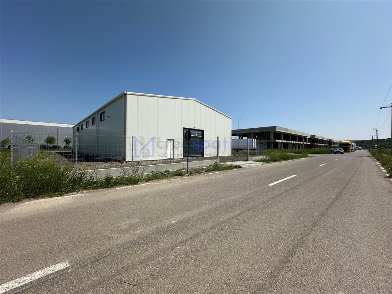 Hala/ showroom in intersectie, 598mp, sos. centura Iasi