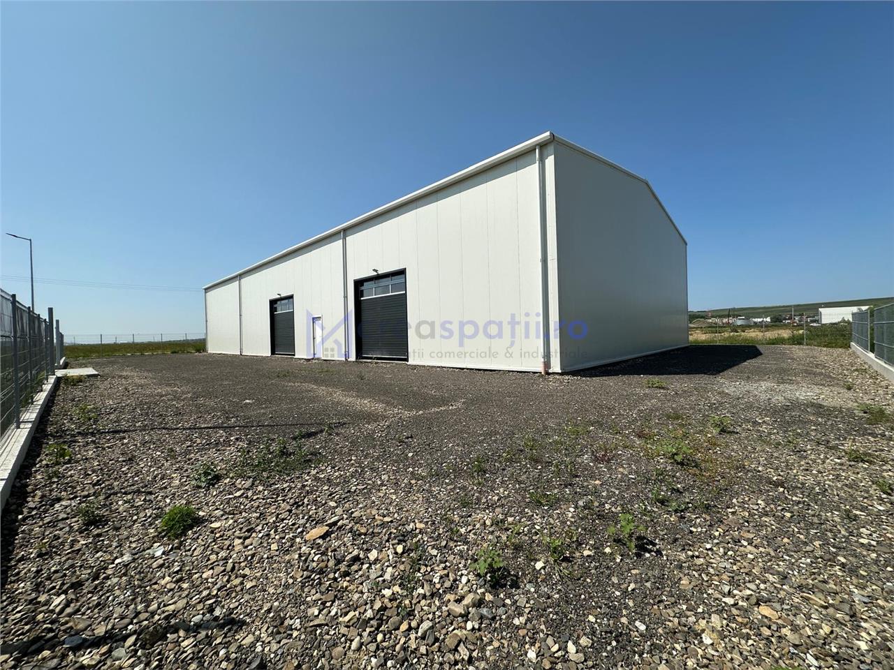 Hala/ showroom in intersectie, 598mp, sos. centura Iasi