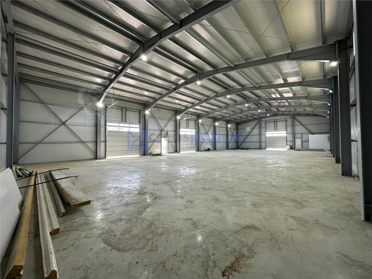 Hala/ showroom in intersectie, 598mp, sos. centura Iasi