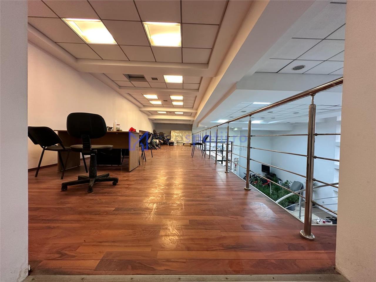 Spatiu 835mp, teren 2758mp, rond Mall Moldova