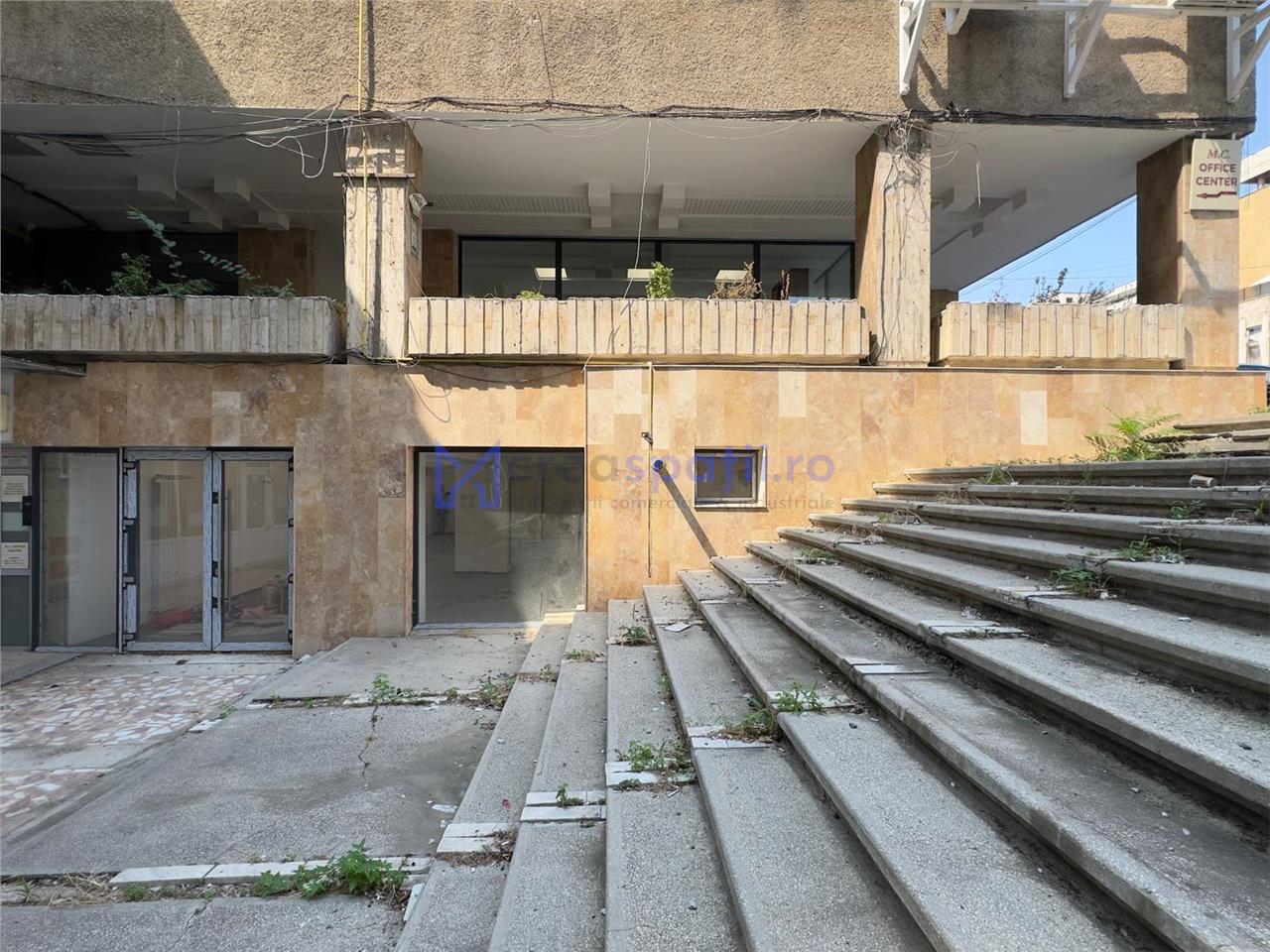 Spatiu comercial 172mp, central, langa Regina Maria