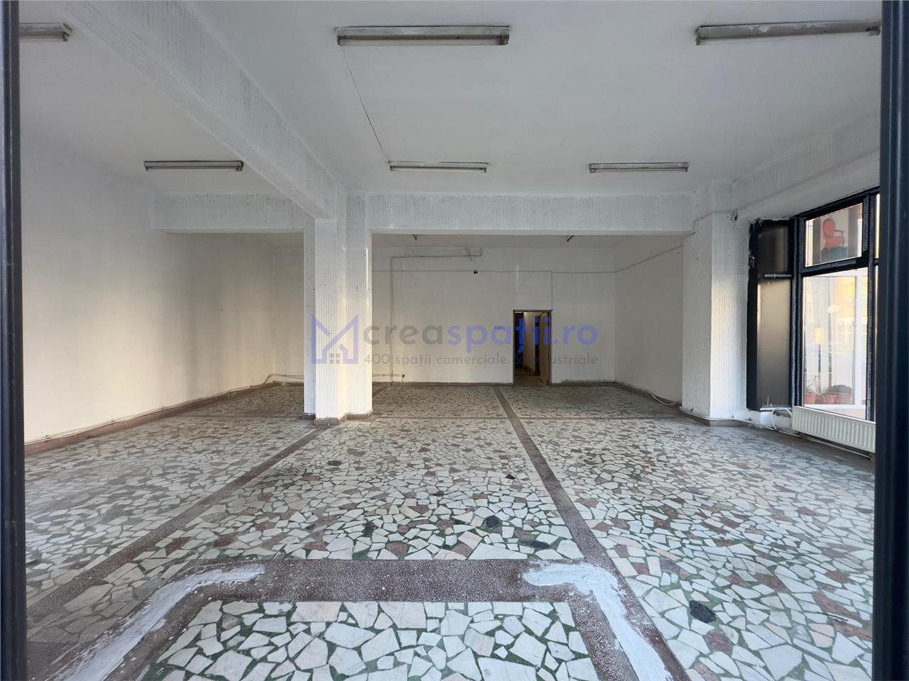 Spatiu comercial semicentru spre aeroport, 101mp