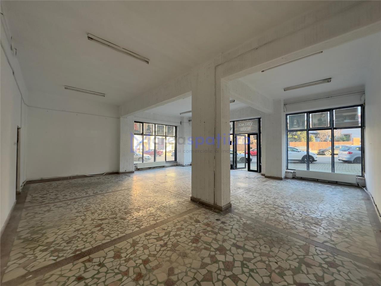 Spatiu comercial semicentru spre aeroport, 101mp