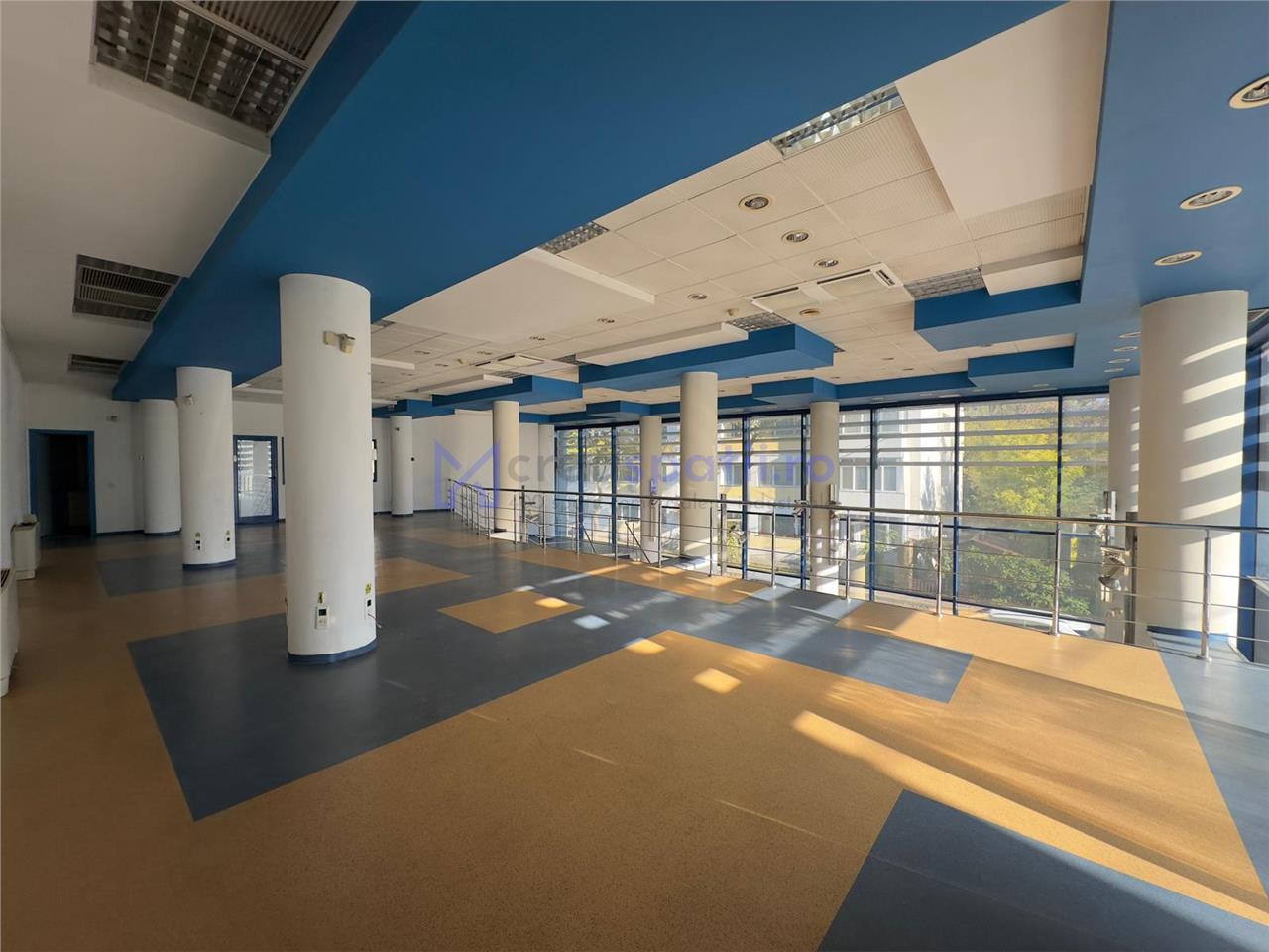 Spatiu comercial 396mp, central, in spate la Palas Campus