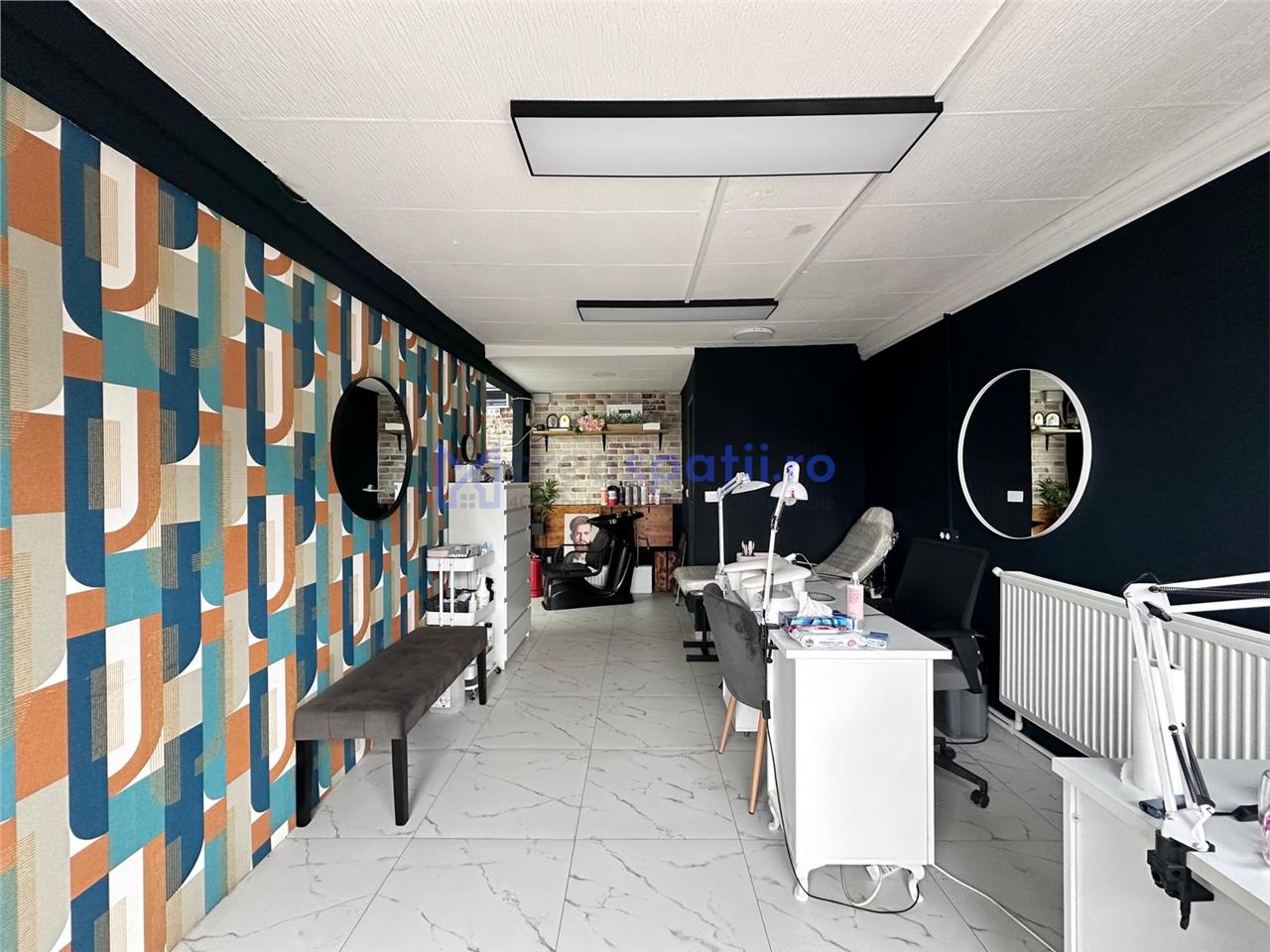 Spatiu de la 20mp la 50mp, zona intersectia Poitiers, Bucium, Trei Fantani