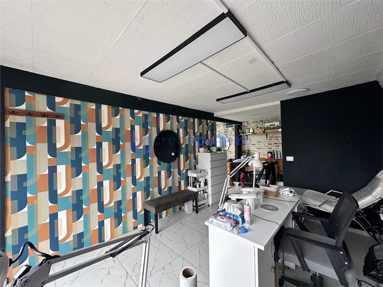 Spatiu de la 20mp la 50mp, zona intersectia Poitiers, Bucium, Trei Fantani