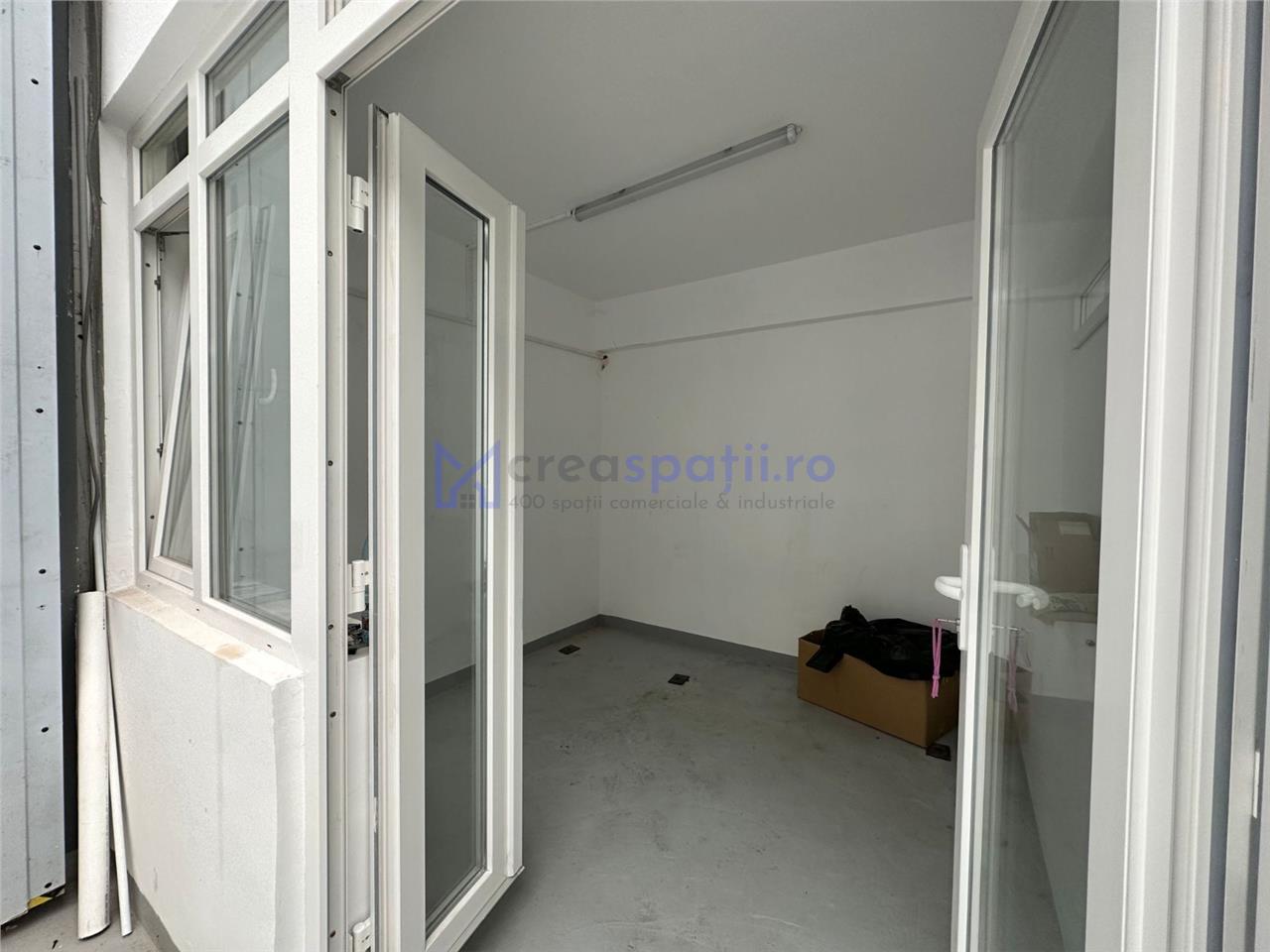 Hala/ showroom, 231mp, zona Carrefour Felicia, Kaufland