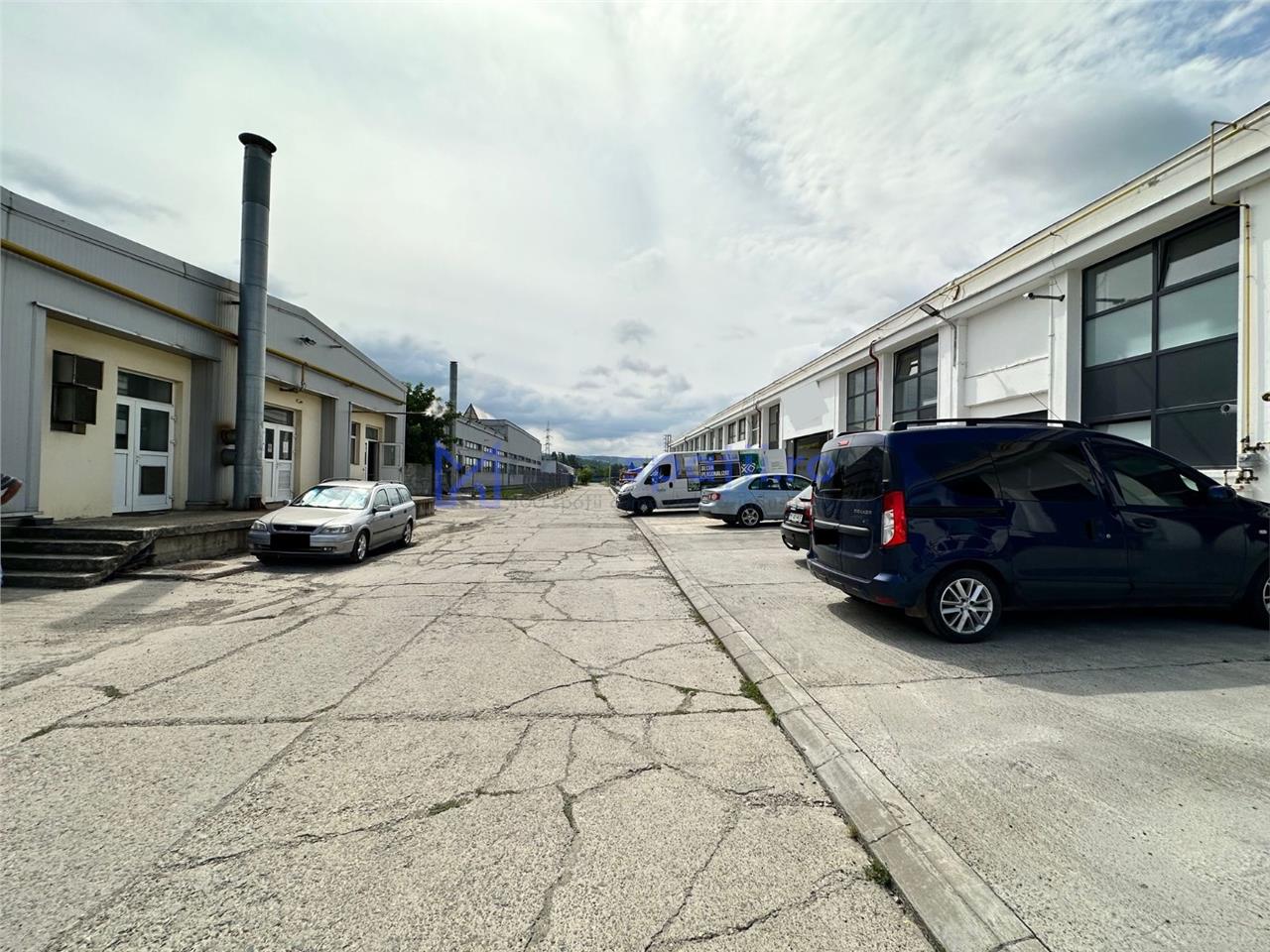 Hala/ showroom, 231mp, zona Carrefour Felicia, Kaufland