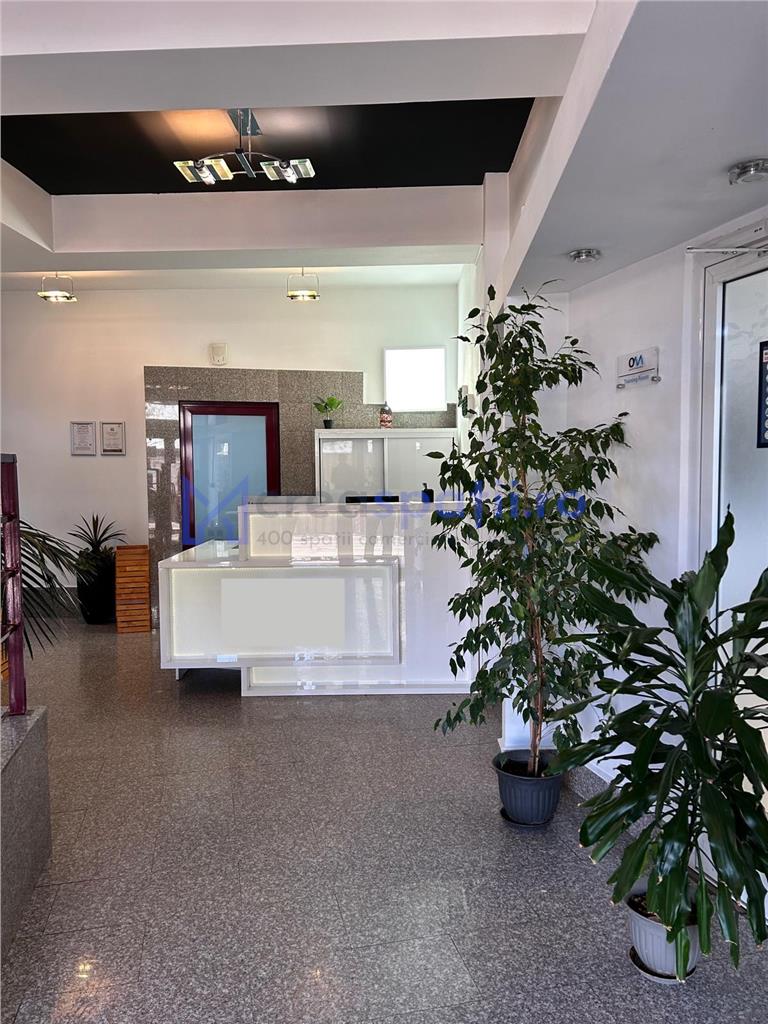 Cladire de la 600mp la 1000mp, zona Jumbo