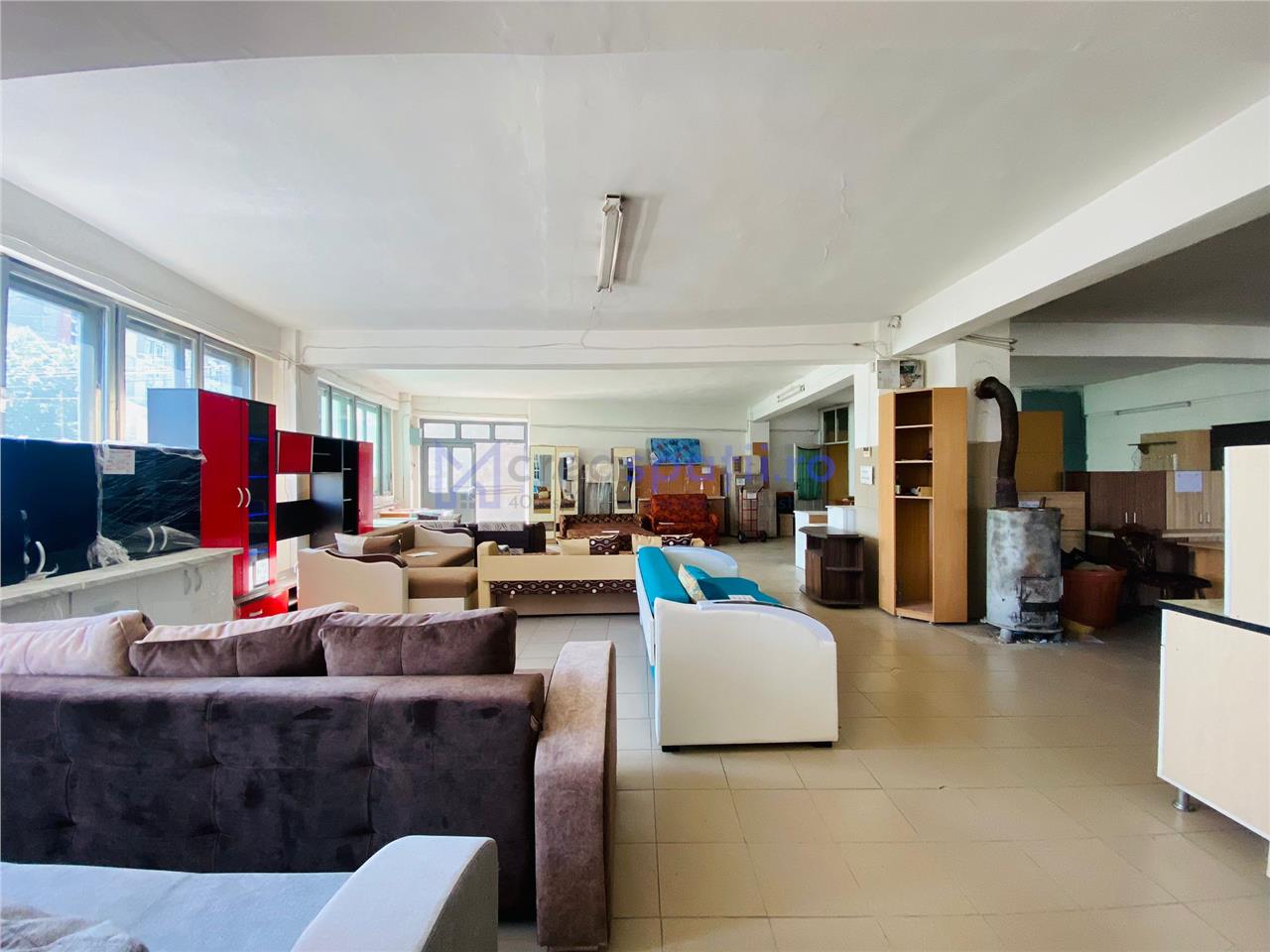 Cladire de la 220mp la 440mp, Tatarasi Flora