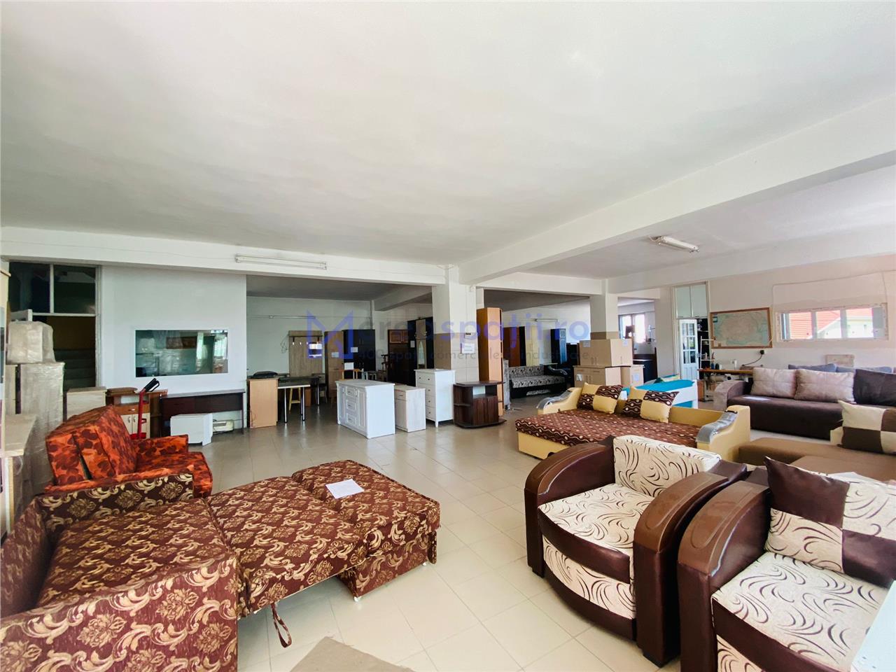 Cladire de la 220mp la 440mp, Tatarasi Flora