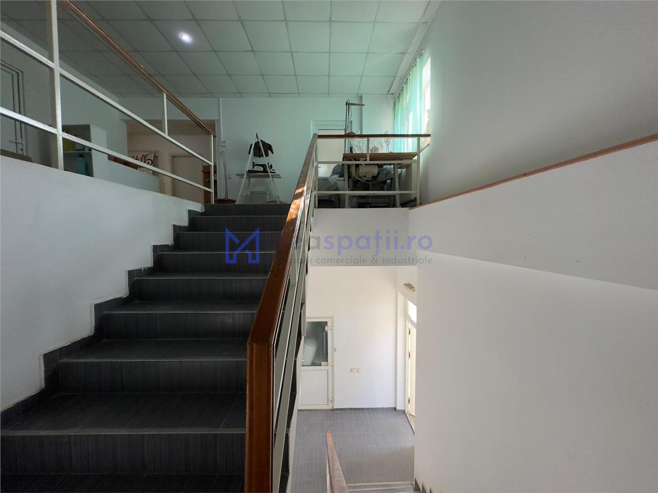 Cladire 1000mp, intre Leroy Merlin si Carrefour