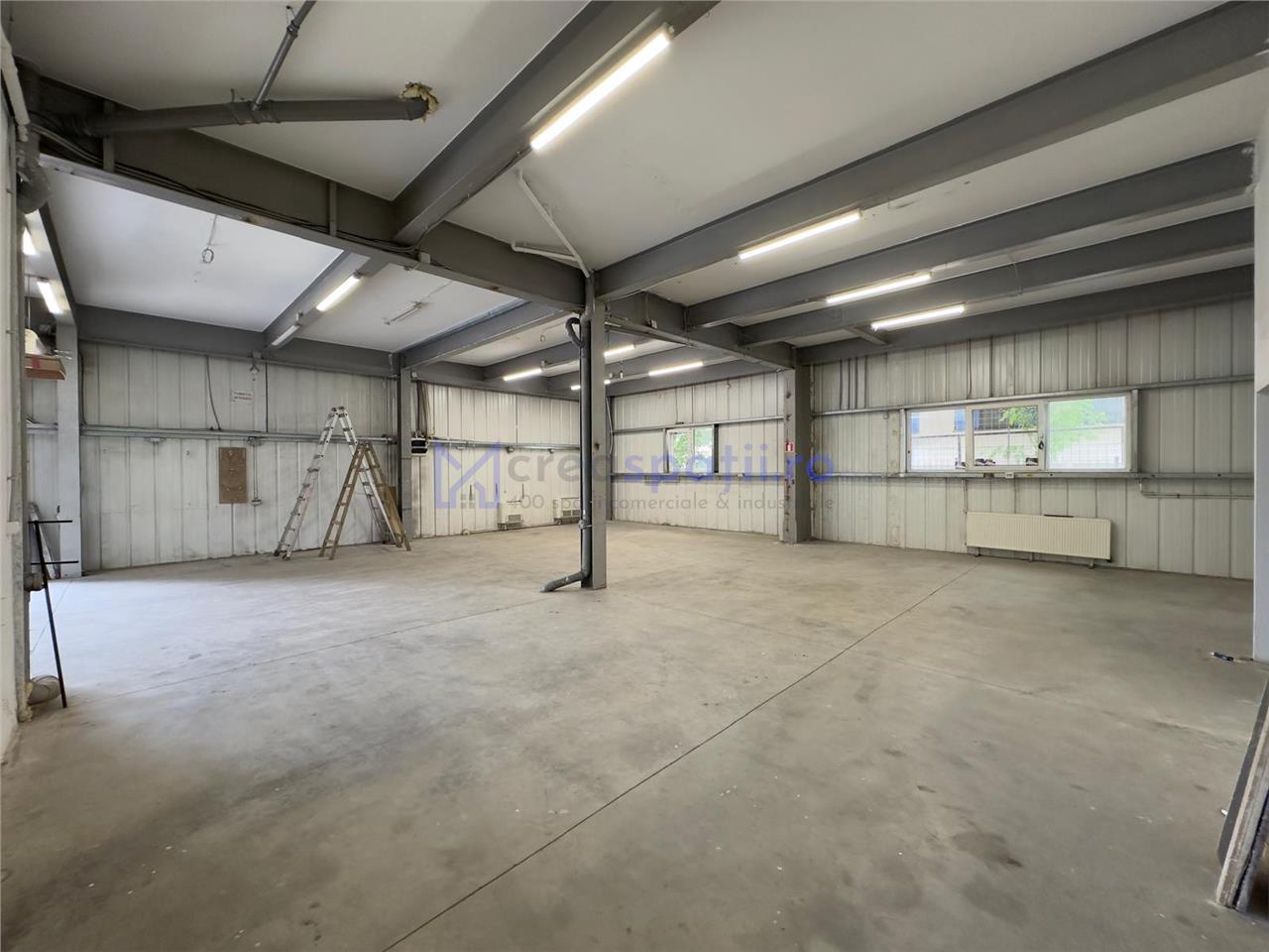 Cladire 1000mp, intre Leroy Merlin si Carrefour