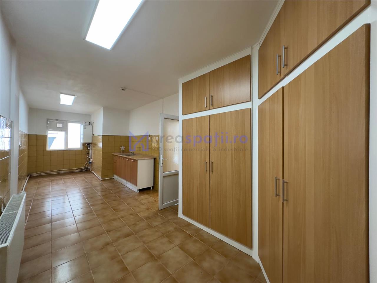 Spatiu birou, cabinete, showroom, 135mp, bd. Primaverii  Iulius Mall