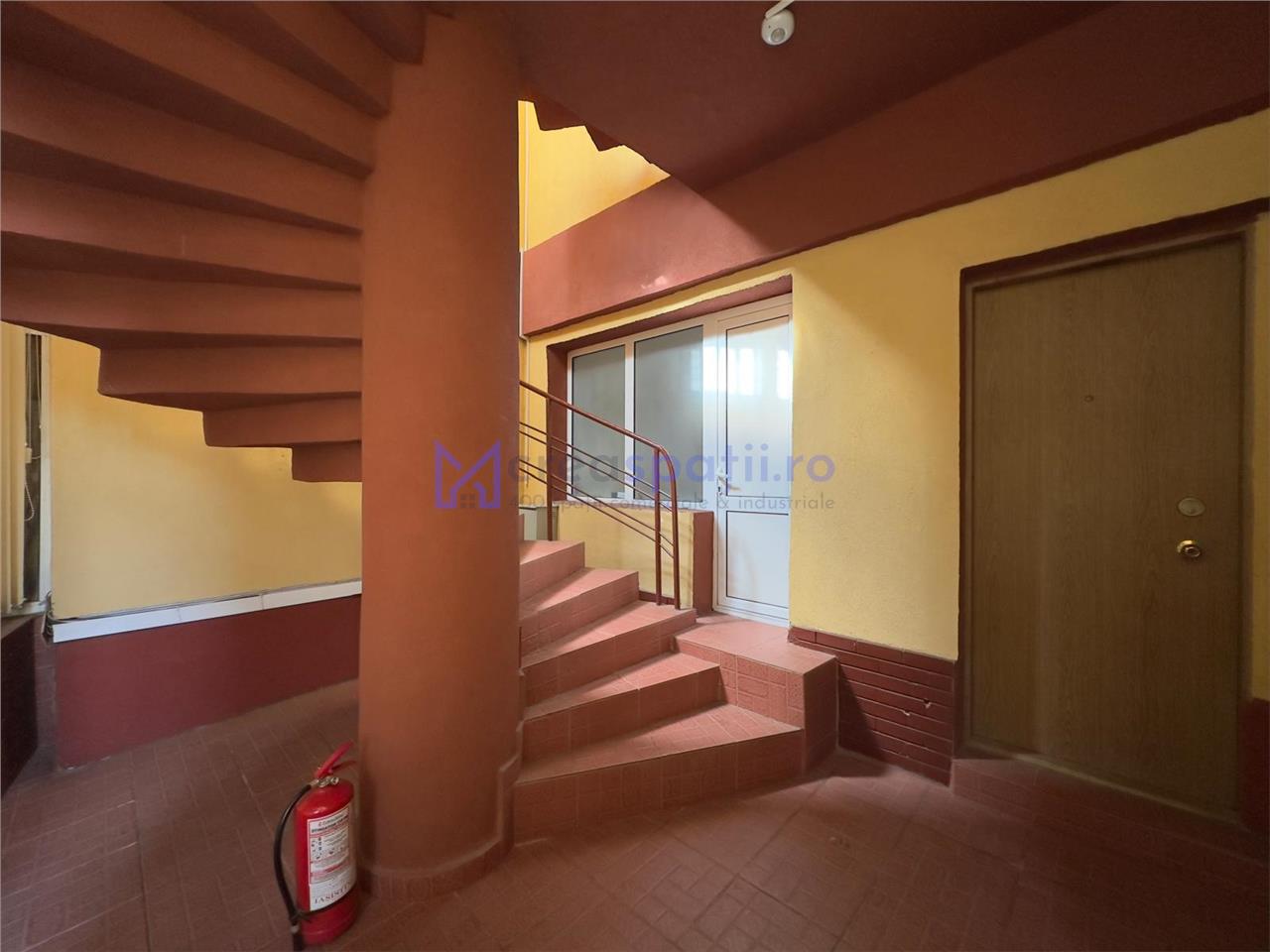 Spatiu birou, cabinete, showroom, 135mp, bd. Primaverii  Iulius Mall