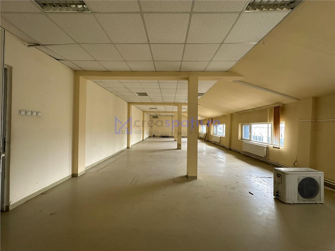 Spatii diverse sau 700mp, in spate la Iulius Mall