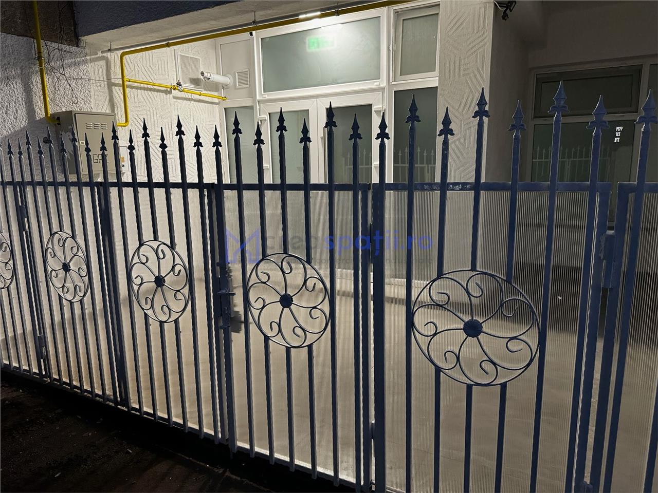 Spatiu cafenea, birou, sala sport, de la 80mp la 100mp, Iasi, Centrul Civic