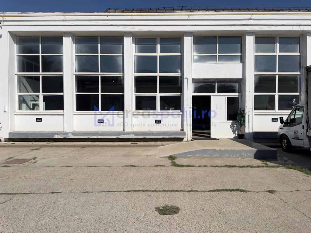 Showroom 457mp langa Carrefour, Kaufland, magazine tehnice