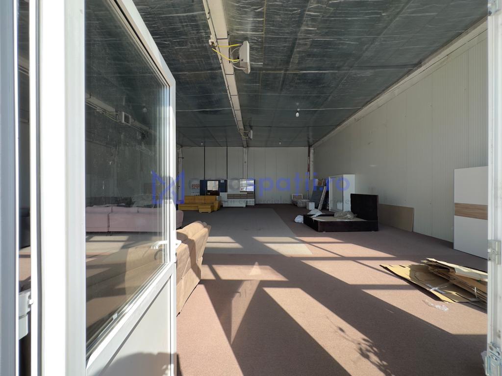 Showroom 457mp langa Carrefour, Kaufland, magazine tehnice