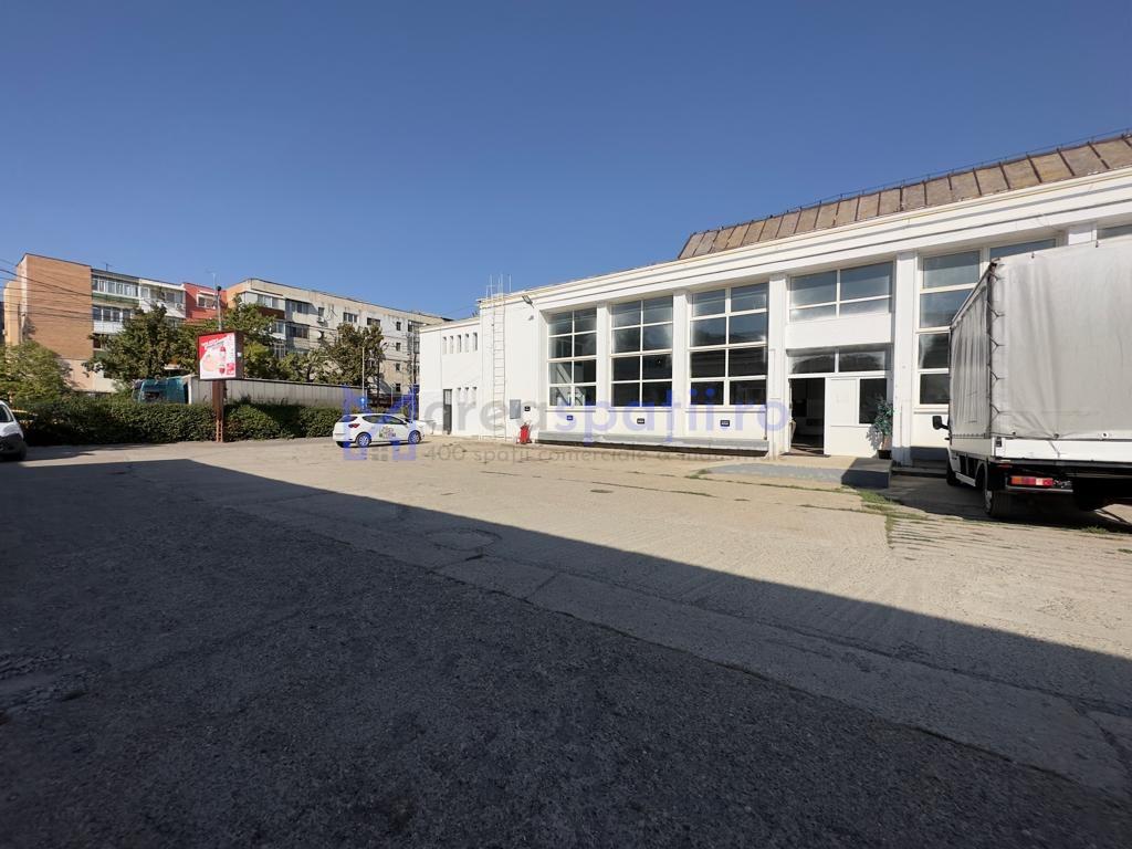 Showroom 457mp langa Carrefour, Kaufland, magazine tehnice