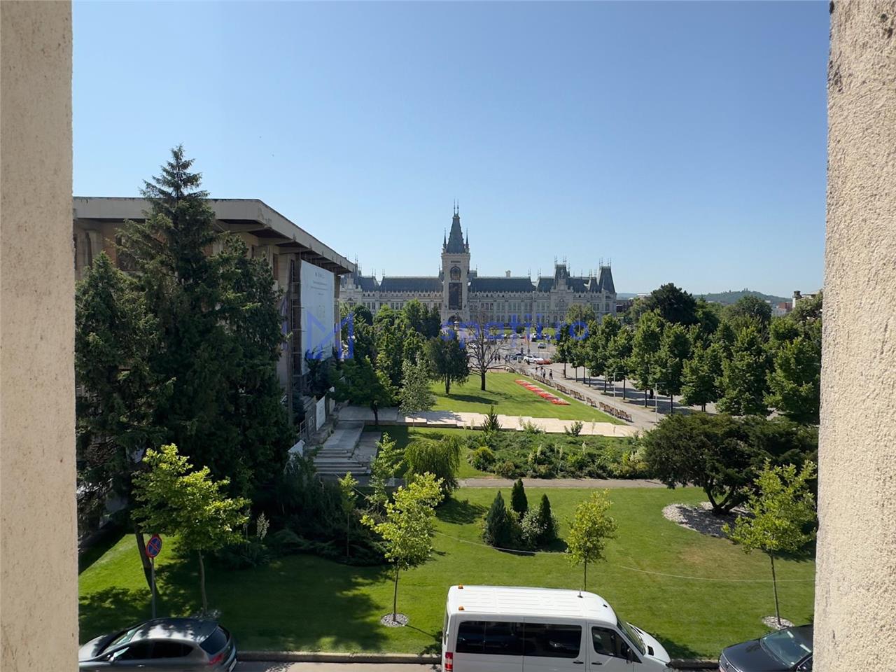 Spatiu birouri; vedere Palat Culturii; 100mp, Casa Cartii