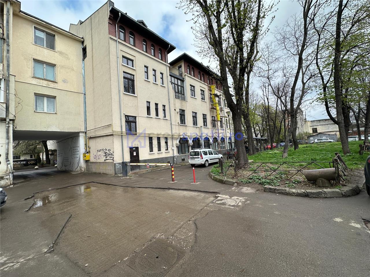 Spatiu birouri centrale Iasi, cladire unica, 154mp, Cuza Voda