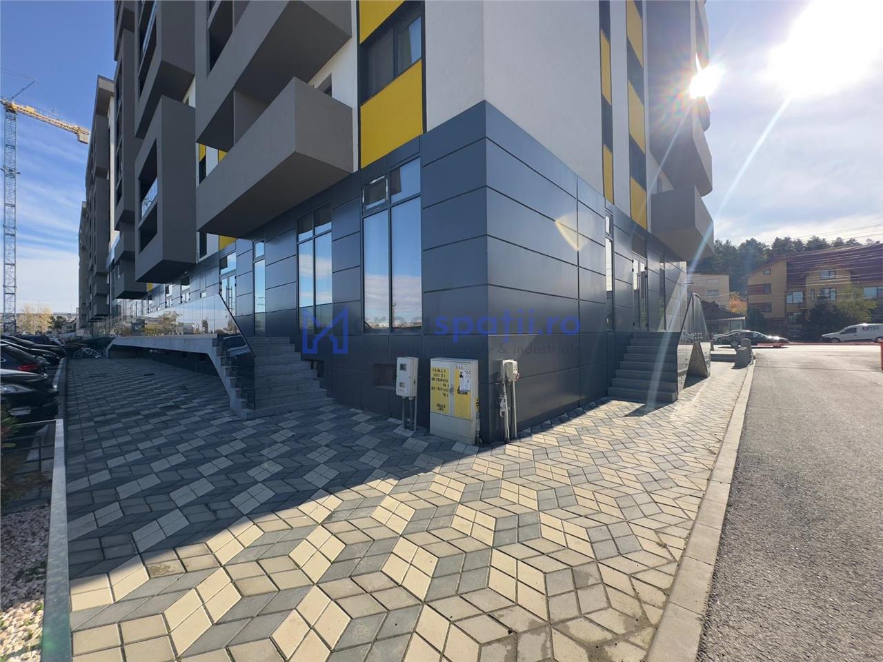 Spatiu comercial intabulat de vanzare, 420mp, Pasaj Bucium