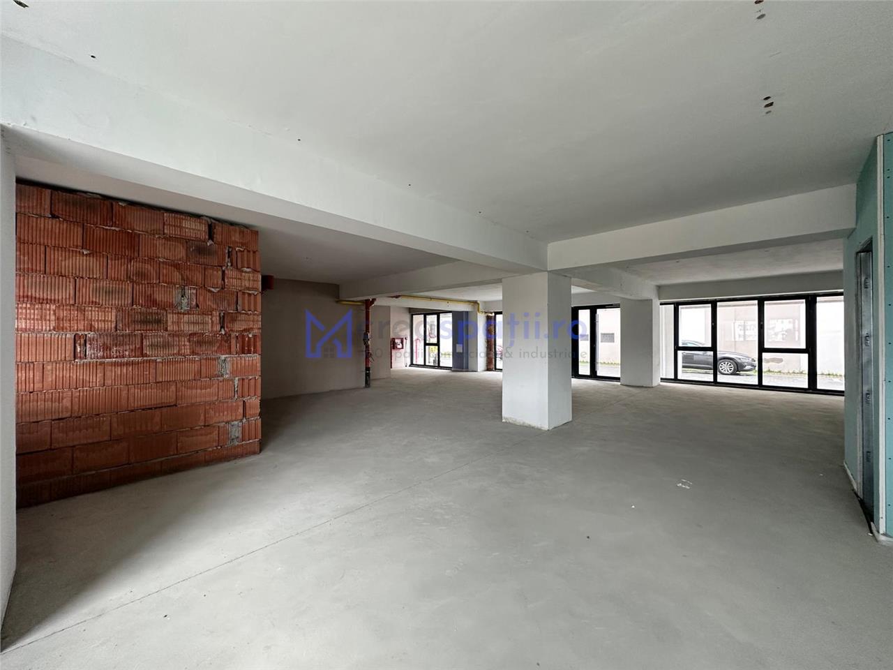 Spatiu comercial Iasi, Pacurari, de la 70mp la 523mp, Alpha Bank