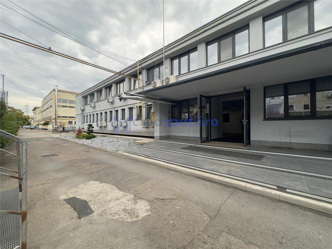 Showroom 107mp langa Carrefour, Kaufland, magazine tehnice