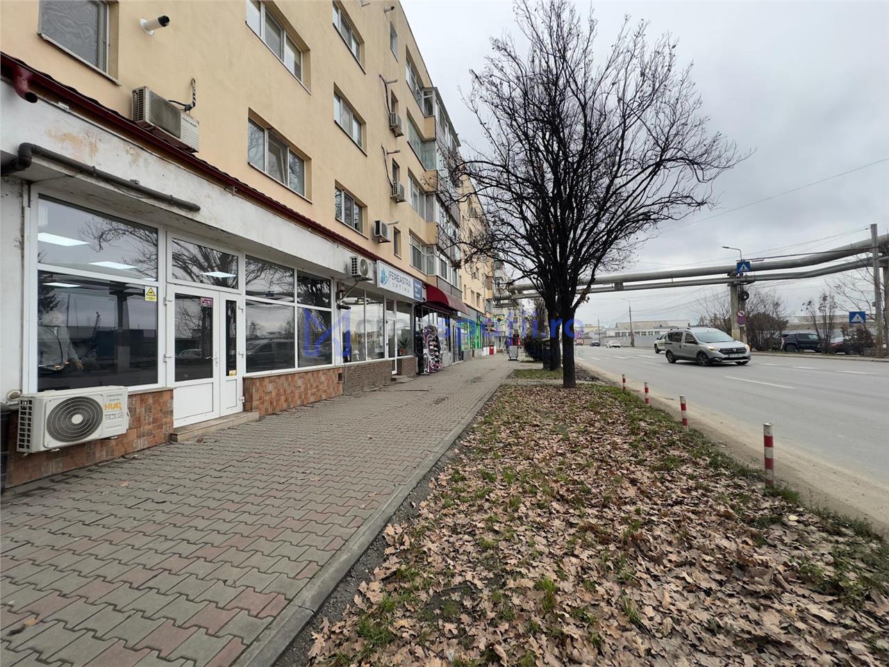 Spatiu comercial vitrat 78mp, zona Carrefour Felicia