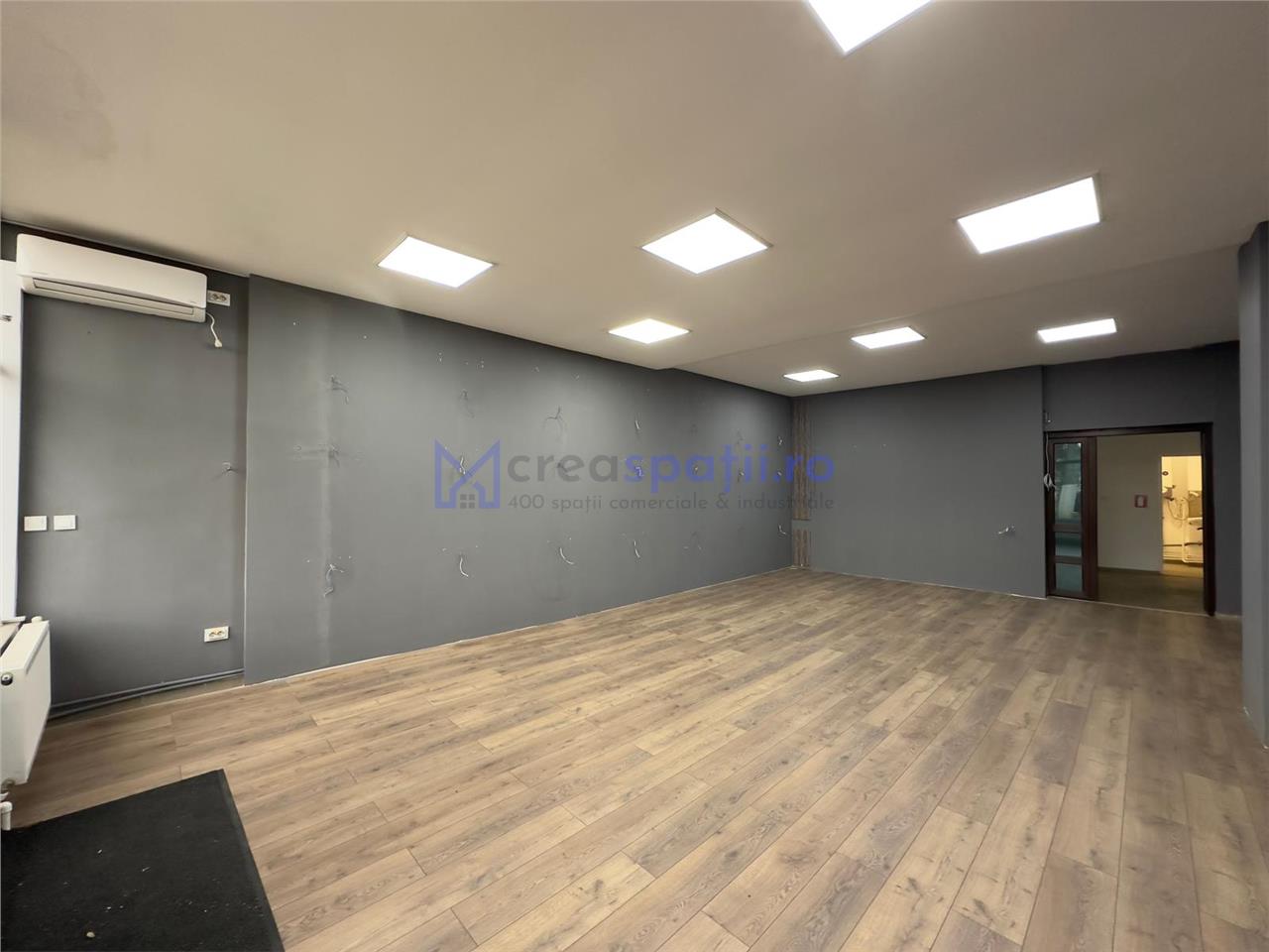 Spatiu comercial vitrat 78mp, zona Carrefour Felicia