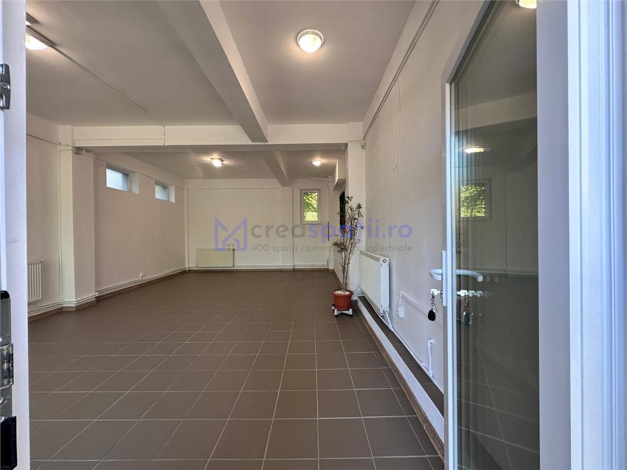 Spatiu comercial/ birou/ medical semicentru Iasi, 76mp, zona Palas