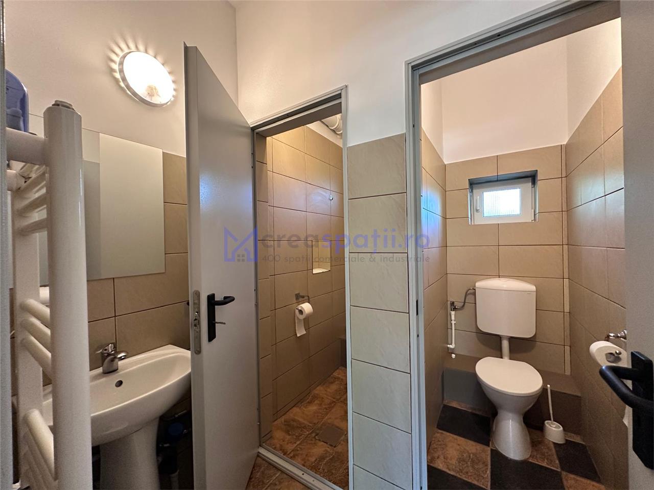 Spatiu comercial/ birou/ medical semicentru Iasi, 76mp, zona Palas