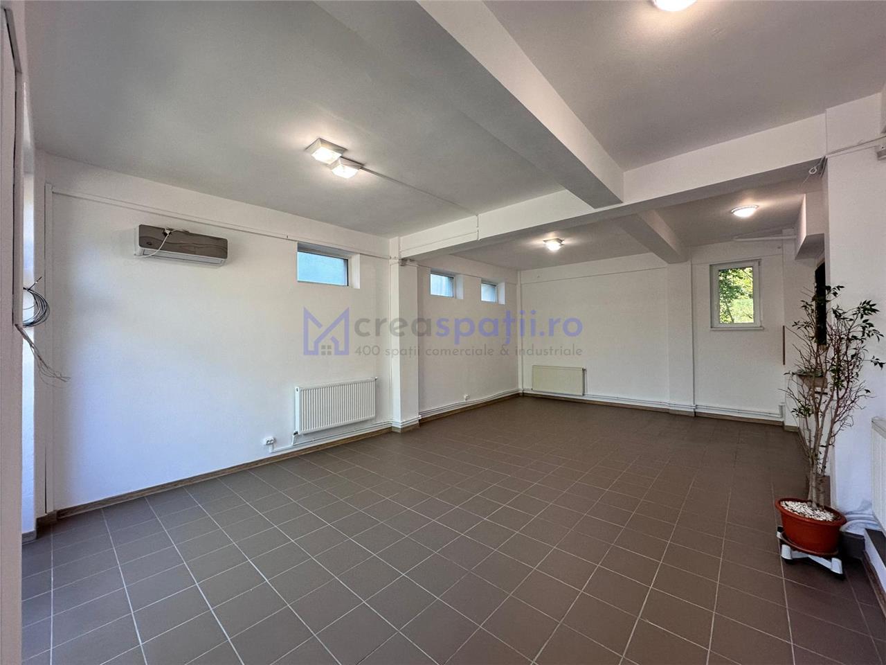 Spatiu comercial/ birou/ medical semicentru Iasi, 76mp, zona Palas