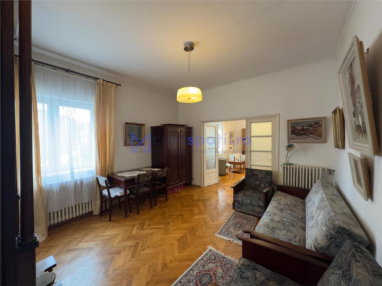 Spatiu comercial de la 75mp la 151mp, parcare, intersectie zona garii