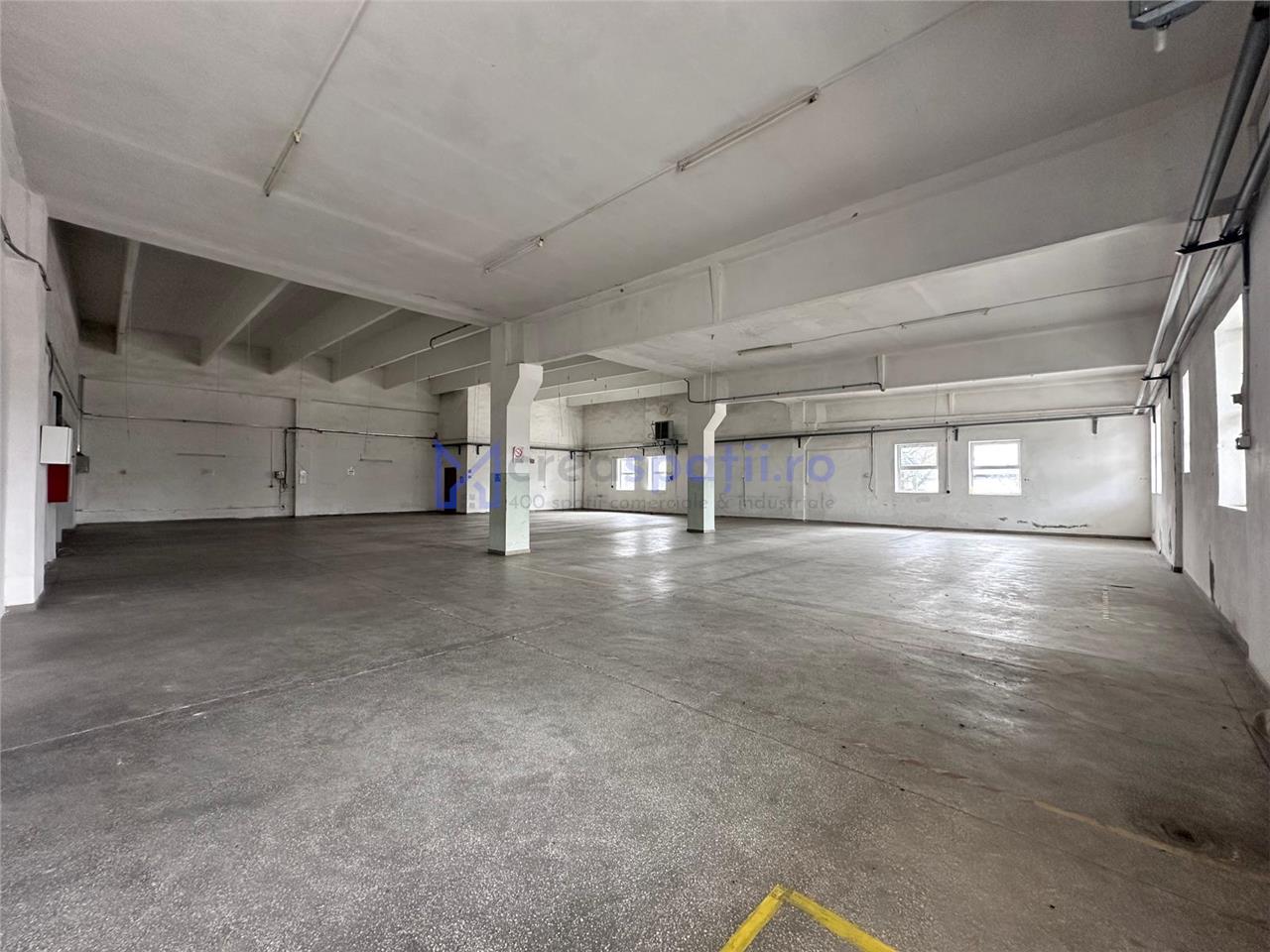 Hala/ spatiu comercial Pascani, 1500mp
